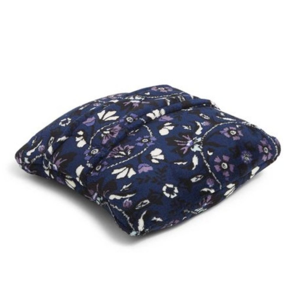 Vera Bradley Fleece Travel Blanket in Fleur Medallion